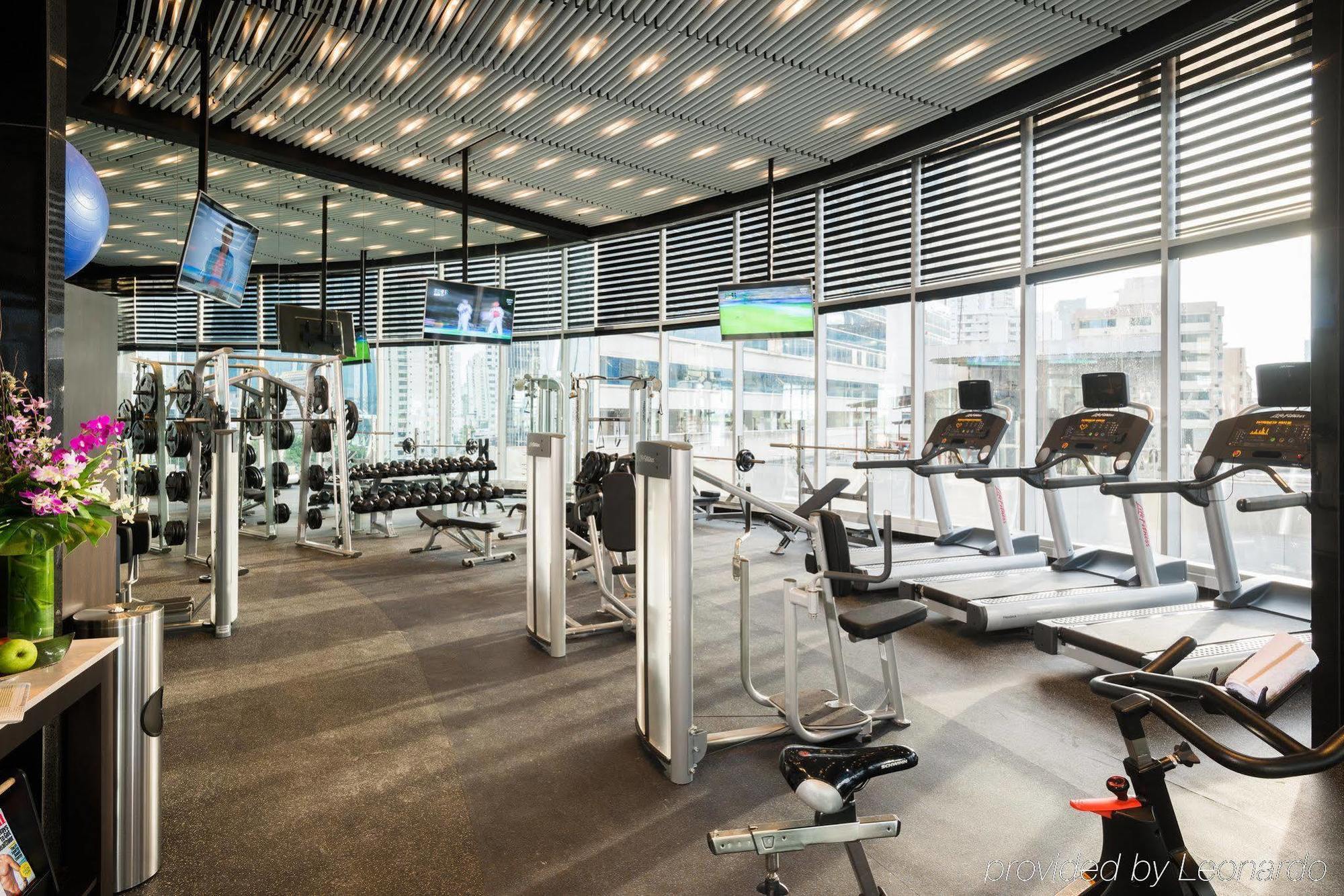 Hotel Las Americas Golden Tower Panama Экстерьер фото 3D rendering of a gym